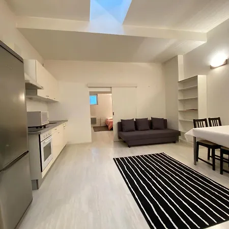 Superbe 2p Proche Centre Avec Nouvelle Literie Et Parking Gratuit Dans La Rue Apartment Strasbourg